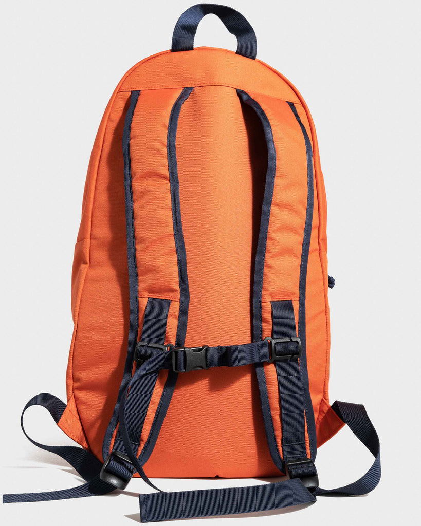 15L Commuter Backpack – Recycled, Water-Resistant & Vegan
