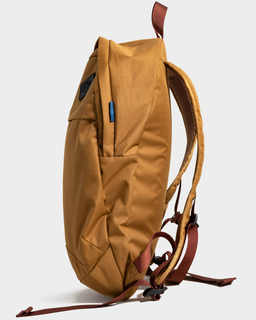 15L Commuter Backpack – Recycled, Water-Resistant & Vegan