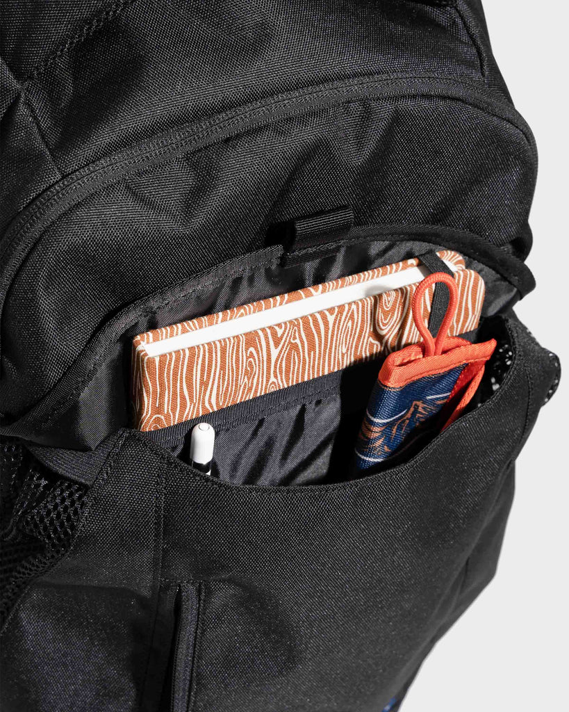 (R)evolution™ Transit Pack – 25L Sustainable Backpack