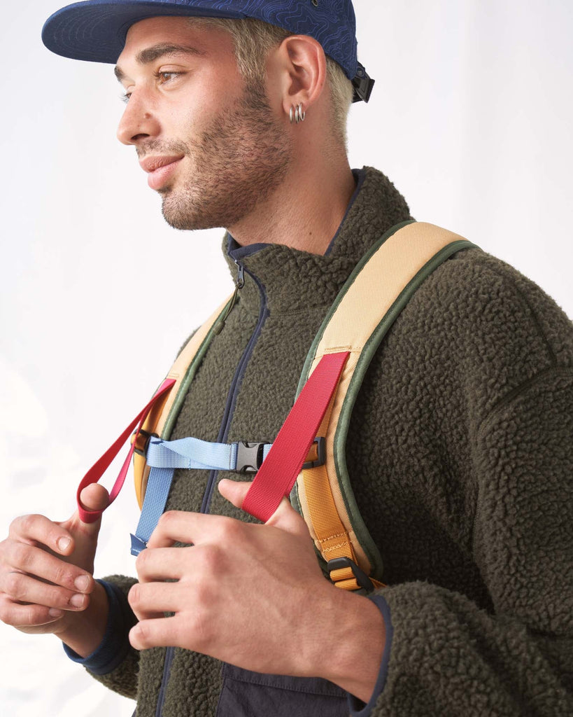 (R)evolution™ Transit Pack – 25L Sustainable Backpack