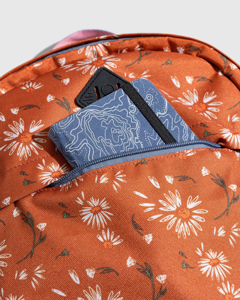 15L Commuter Backpack – Recycled, Water-Resistant & Vegan