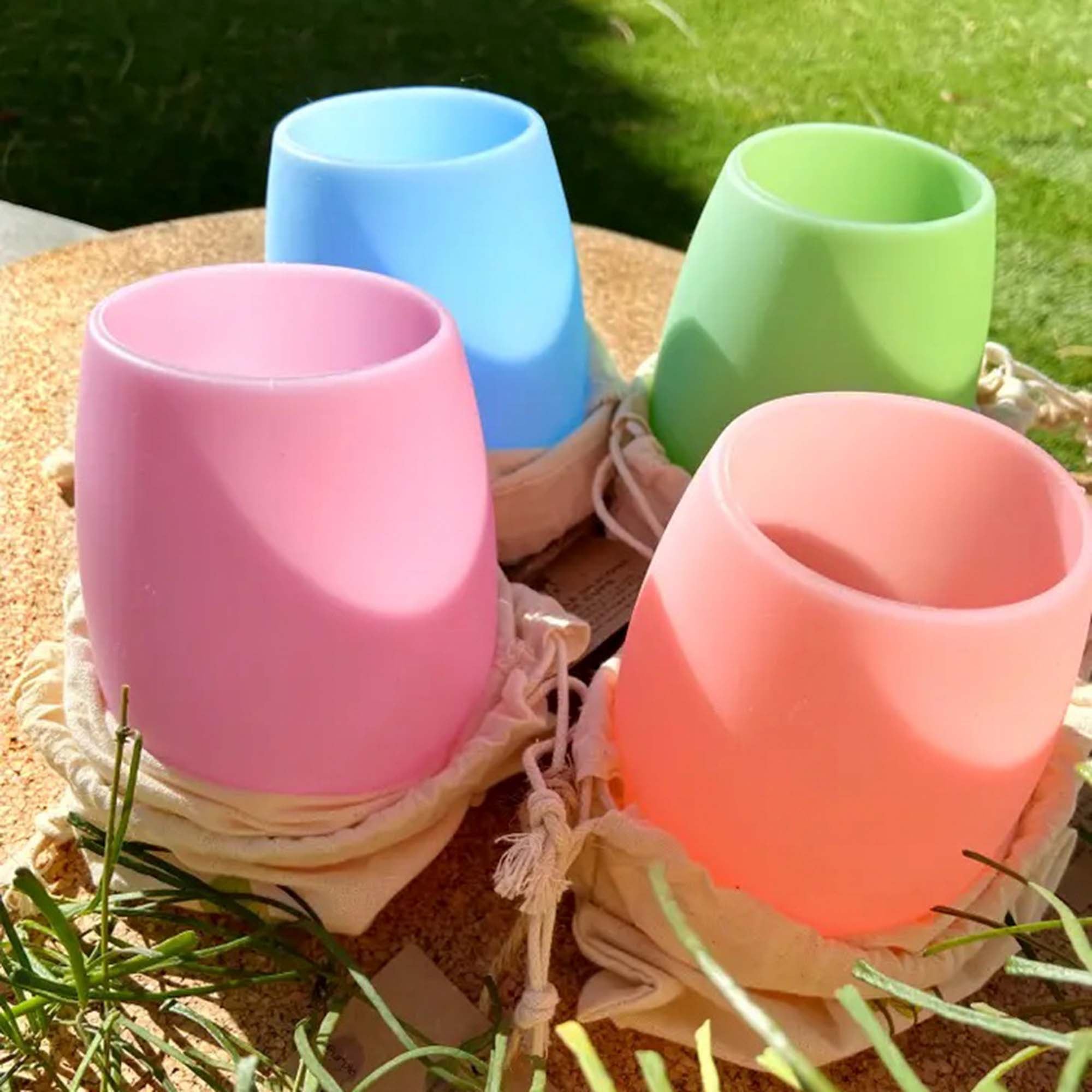 Portable Silicone Travel Wine Glasses + Travel Bag Green