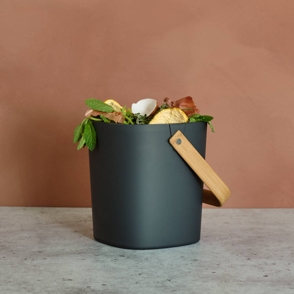The Kitchen’s Astrik Compost Bin