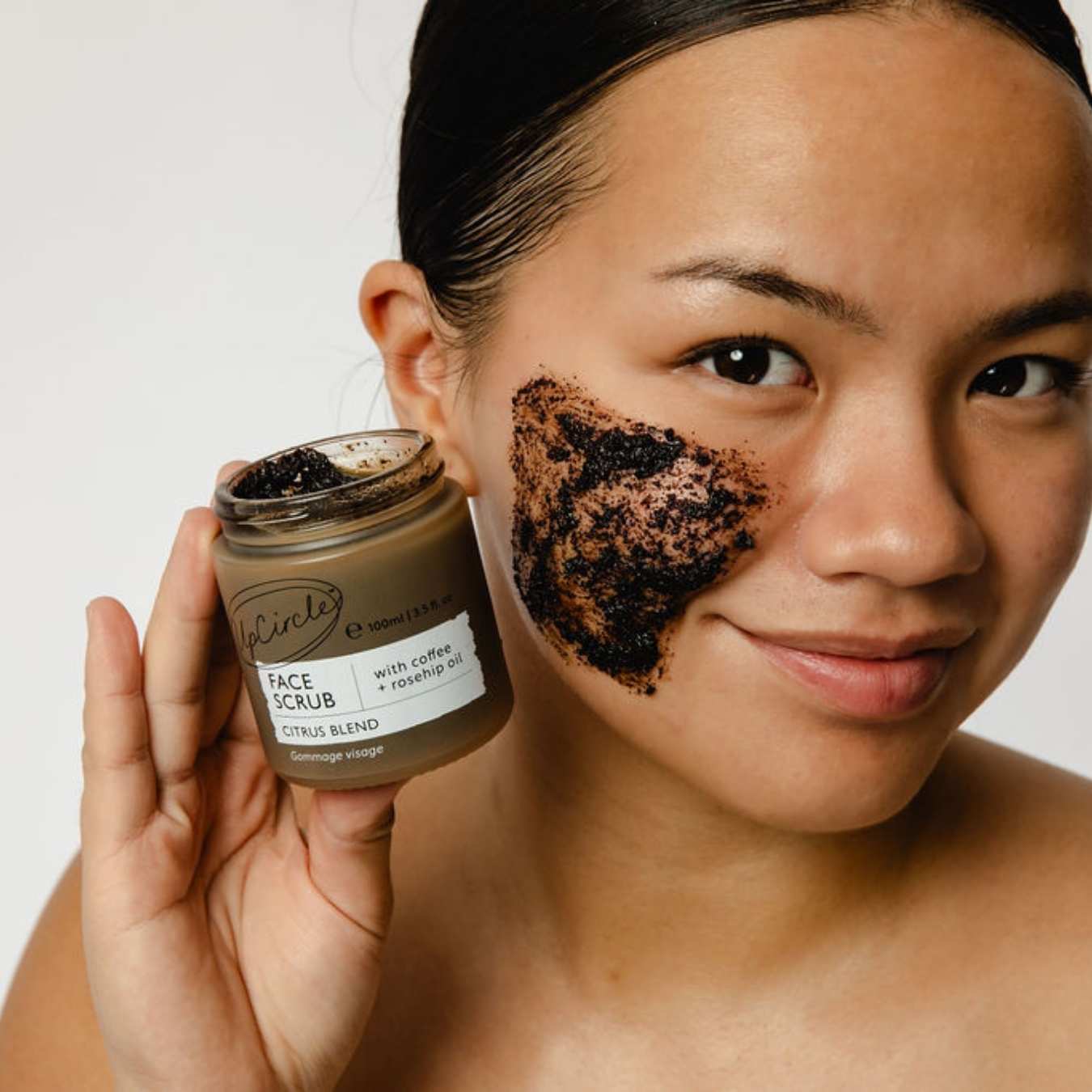 Natural Face Scrub – Citrus Blend for Dry Skin