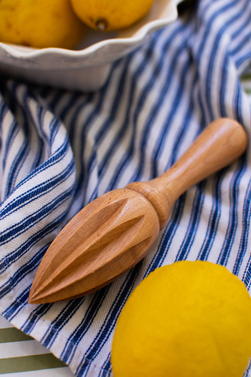 Beech Wood Citrus Juicer | Plastic-Free Manual Juicer | Compostable Kitchen Tool