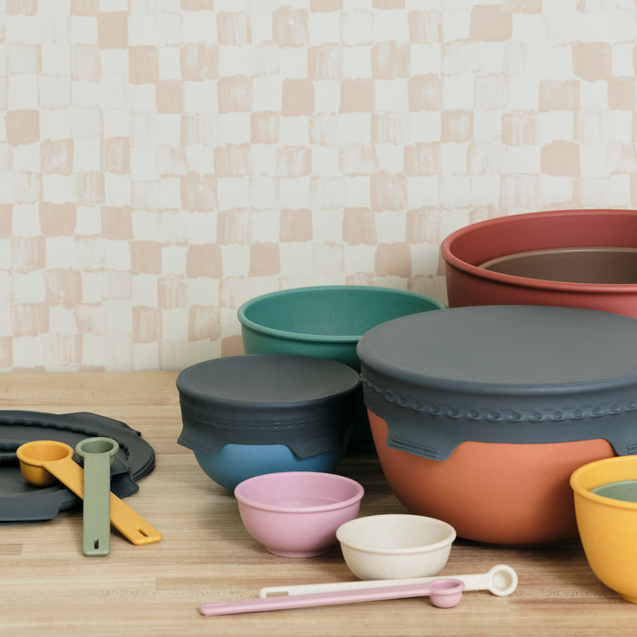 Baking Accessories – Measuring Duo & Lids Bundle