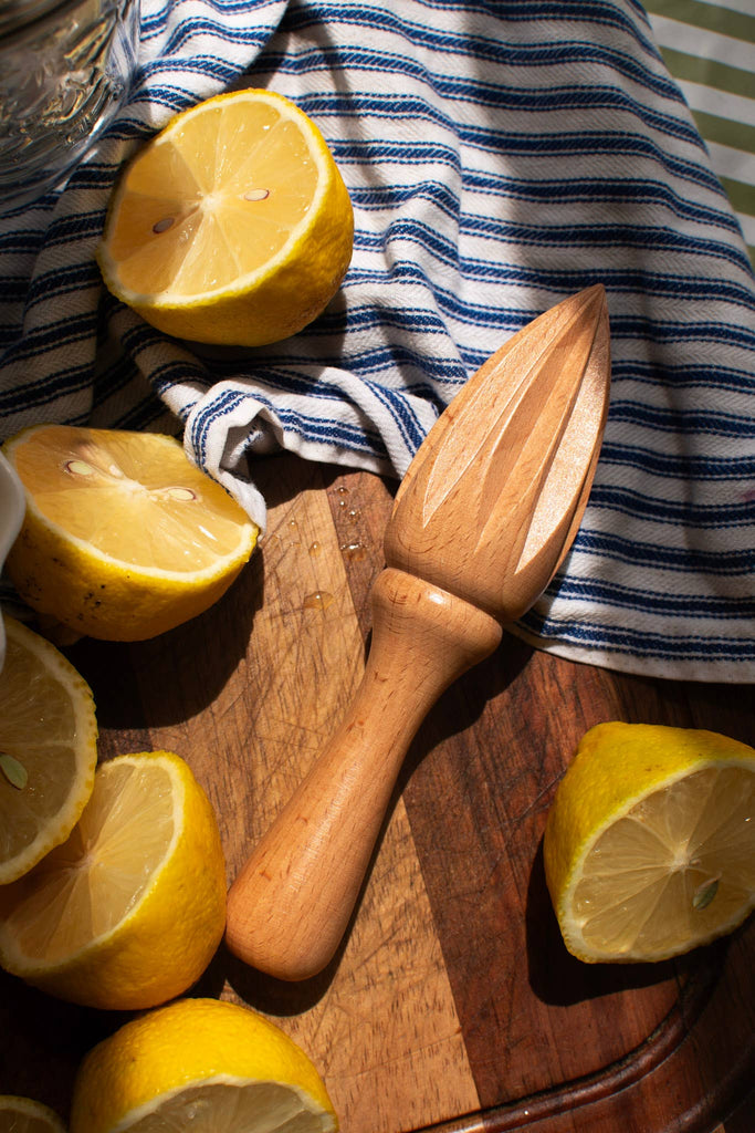 Beech Wood Citrus Juicer | Plastic-Free Manual Juicer | Compostable Kitchen Tool