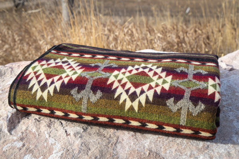 Andean Alpaca Wool Blanket – Cactus | Artisan Handmade Reversible Throw | Sustainable Ecuador Blanket