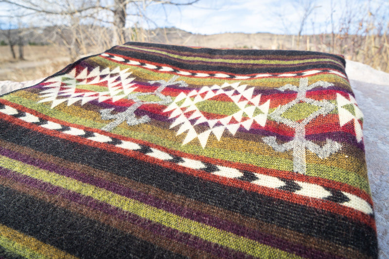 Andean Alpaca Wool Blanket – Cactus | Artisan Handmade Reversible Throw | Sustainable Ecuador Blanket