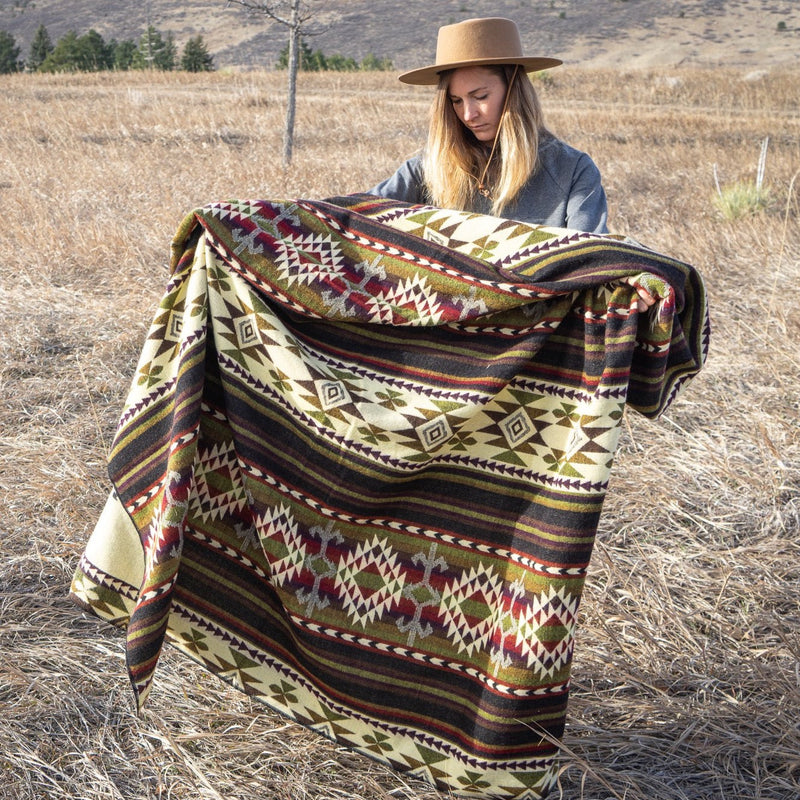 Andean Alpaca Wool Blanket – Cactus | Artisan Handmade Reversible Throw | Sustainable Ecuador Blanket