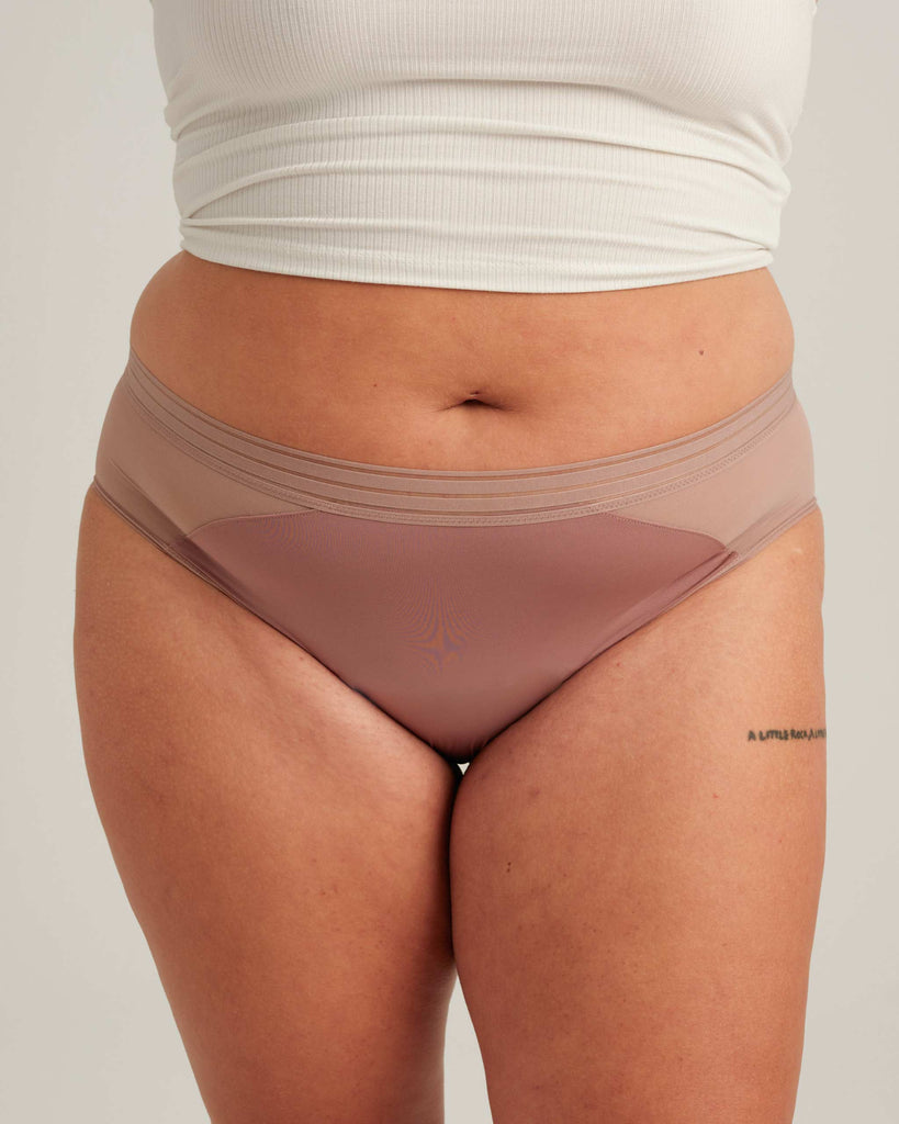 Leakproof Mesh Hipster – Sleek Protection & Comfort