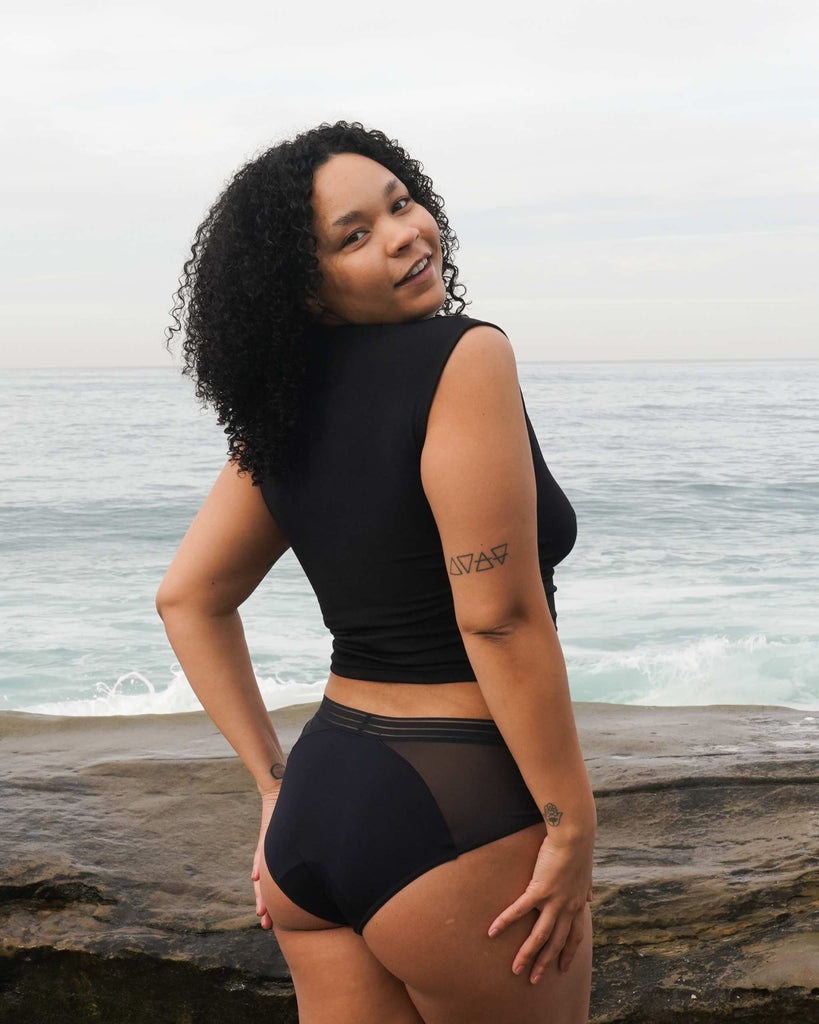 Leakproof Mesh Hipster – Sleek Protection & Comfort
