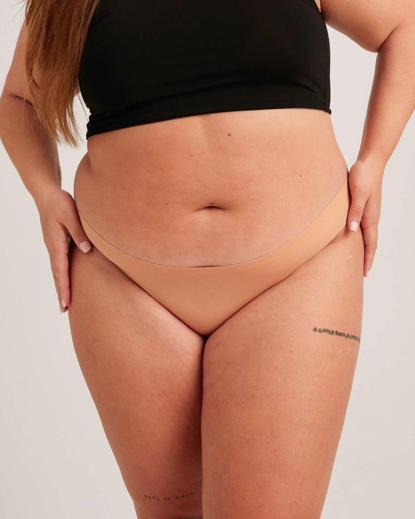 Leakproof Seamless Bikini – Invisible Comfort & Protection