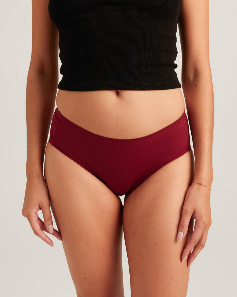Seamless Leakproof Briefs – Invisible Comfort & Heavy Flow Protection