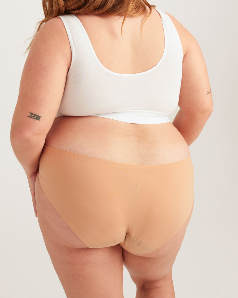 Seamless Leakproof Briefs – Invisible Comfort & Heavy Flow Protection