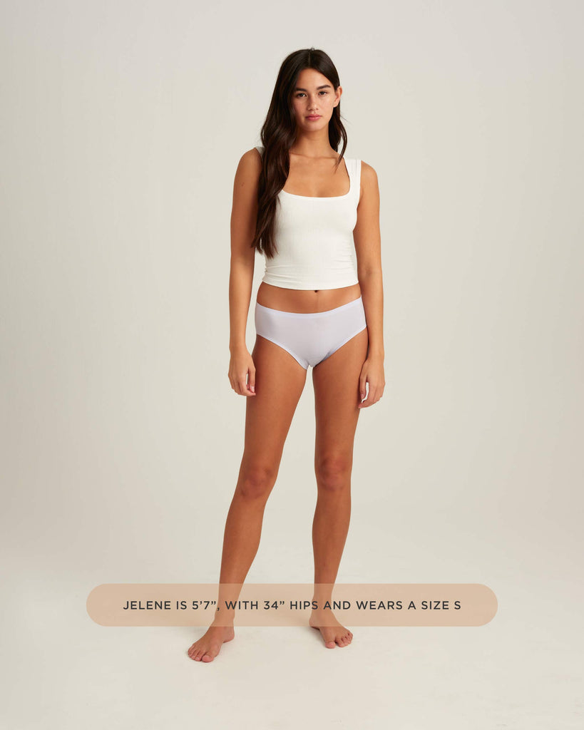 Seamless Leakproof Briefs – Invisible Comfort & Heavy Flow Protection