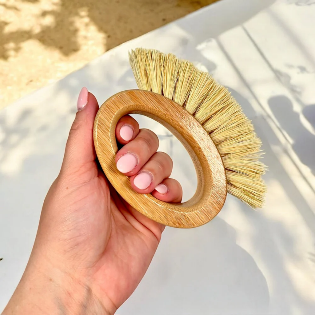 Bamboo Round Brush Scrubber – Eco-Friendly Dish, Pot & Pan Cleaning Brush with Natural Sisal Bristles