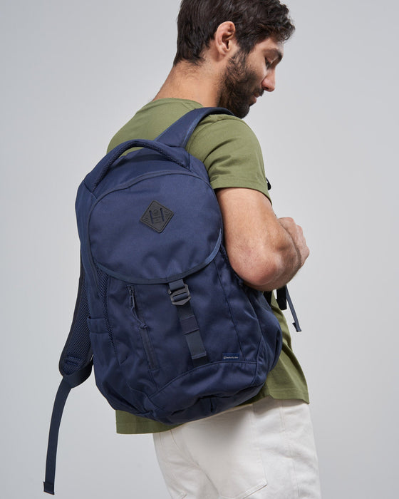 (R)evolution™ Transit Pack – 25L Sustainable Backpack