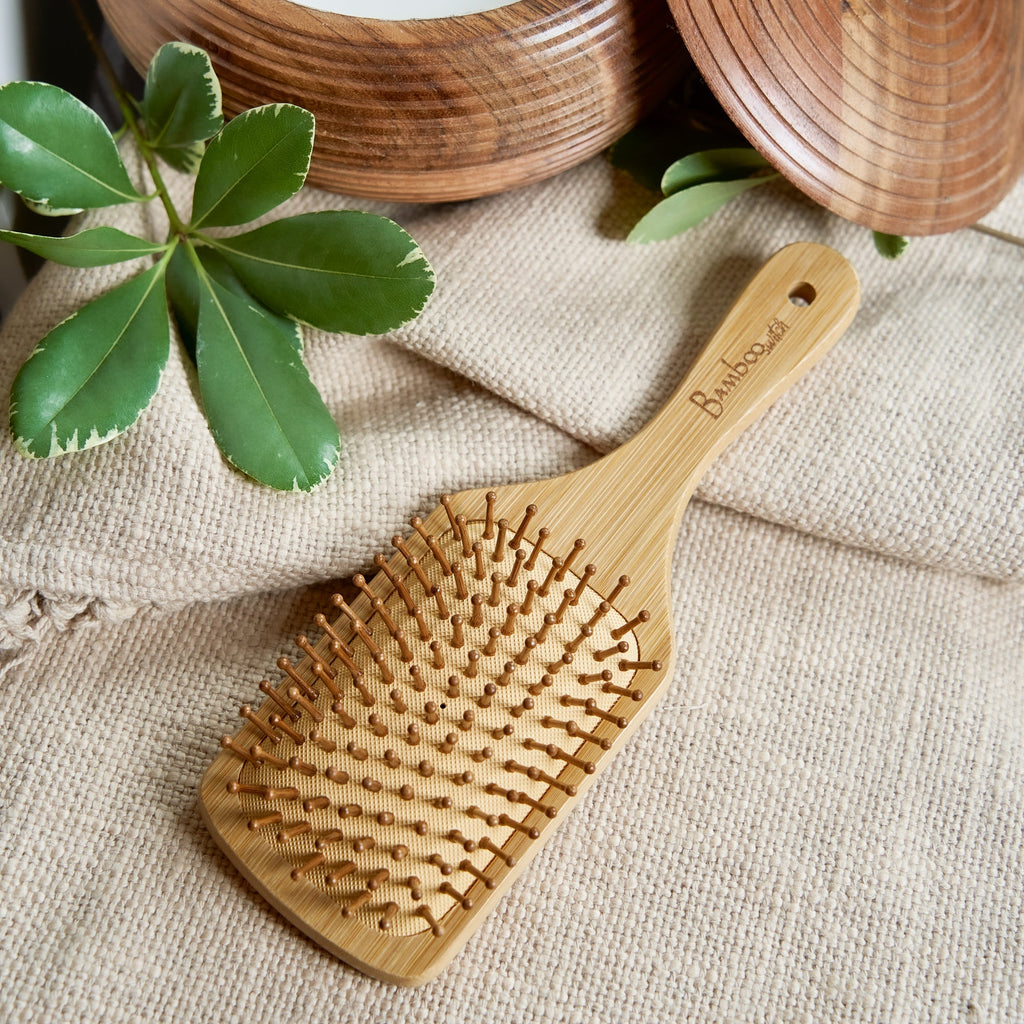 Bamboo Paddle Hair Brush – Classic Handle for Gentle Detangling & Scalp Massage