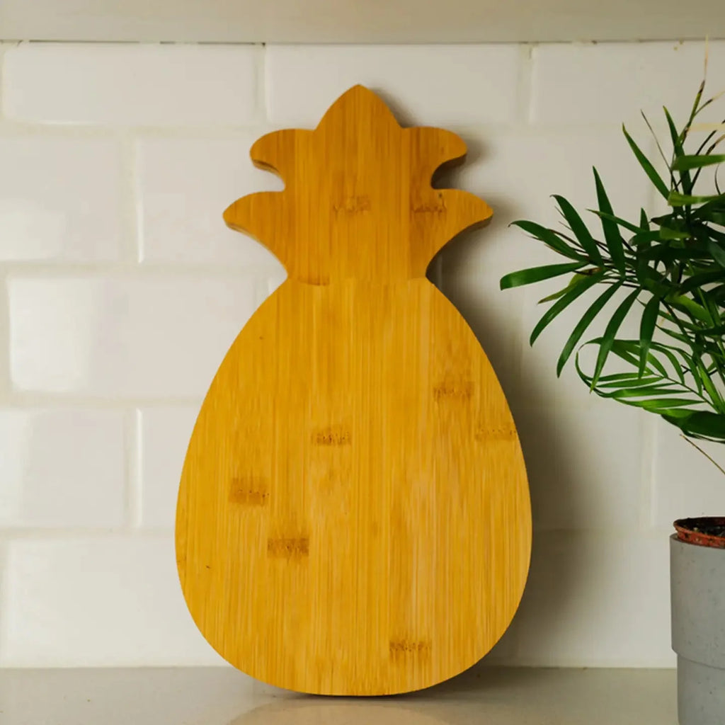 Tropical Bamboo Pineapple Cutting Board – Eco-Friendly Kitchen Essential