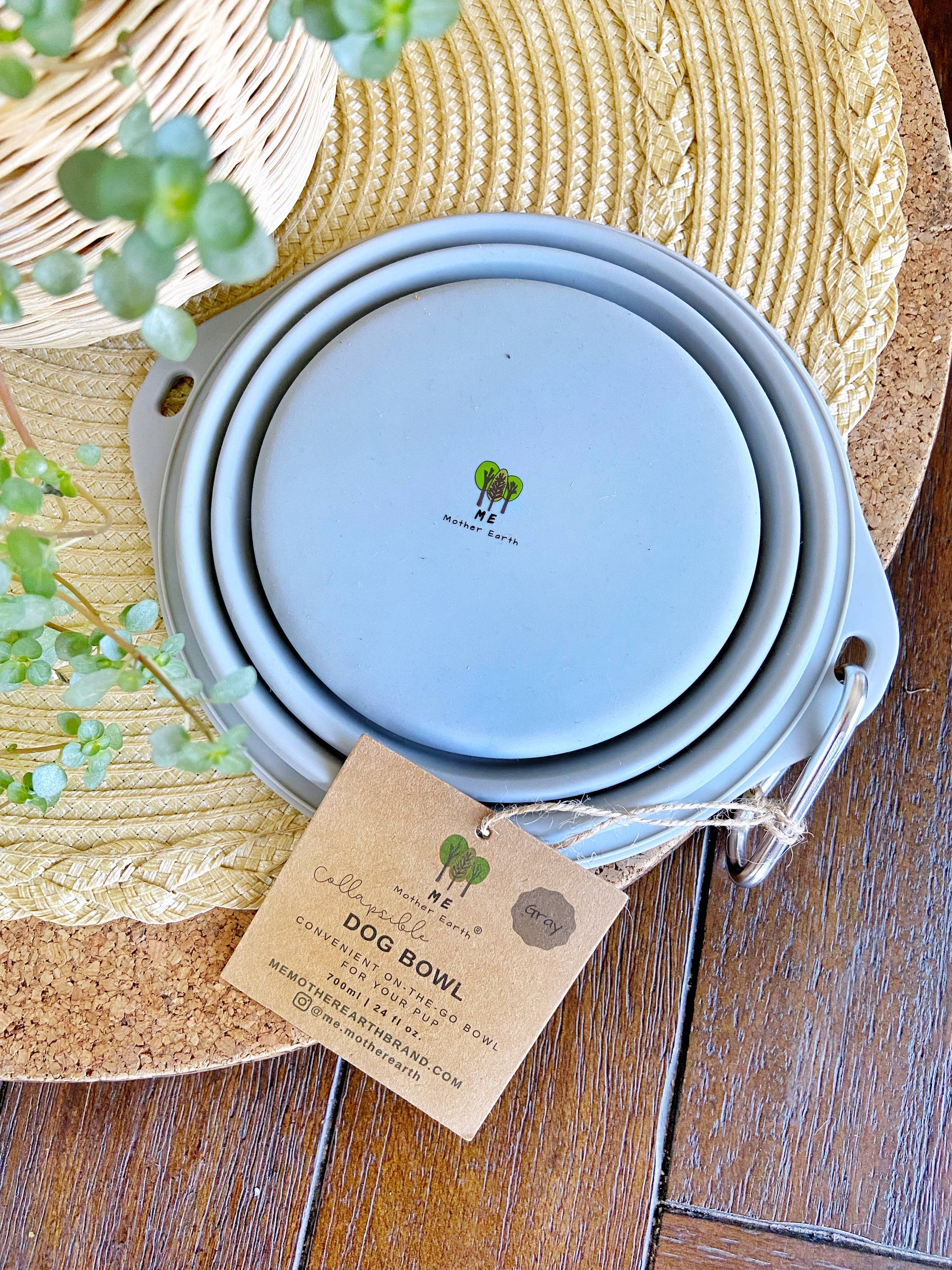 Me Mother Earth - Collapsible Silicone Dog Bowl