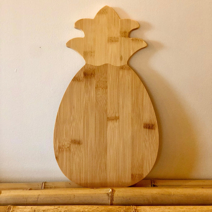 Tropical Bamboo Pineapple Cutting Board – Eco-Friendly Kitchen Essential