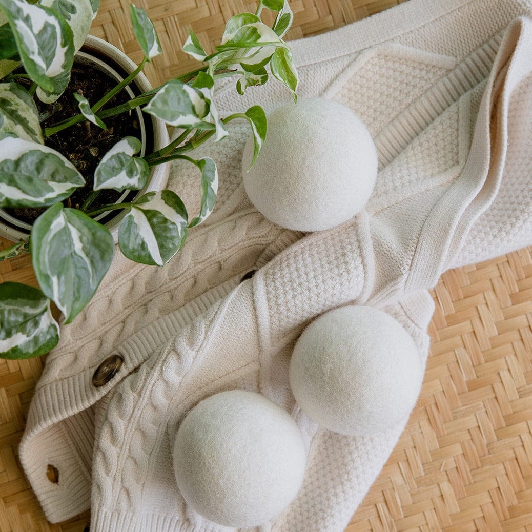 Reusable Wool Dryer Balls – Organic Wool, Plastic-Free &amp; Hypoallergenic | Eco-Friendly Fabric Softener Alternative (Single, 4-Pack, or 6-Pack)